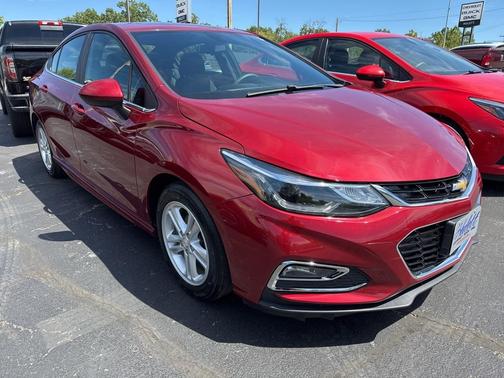 2018 Chevrolet Cruze LT