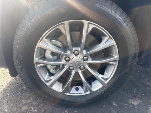 2021 Jeep Cherokee Latitude Plus