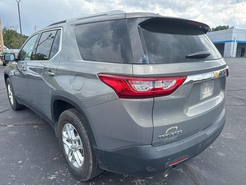 2018 Chevrolet Traverse LT Cloth