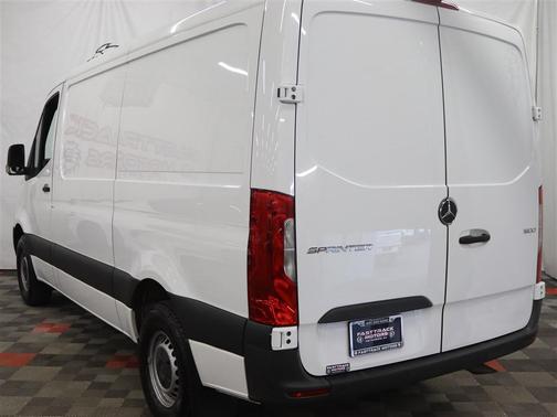 2022 Mercedes-Benz Sprinter 1500 Standard Roof I4
