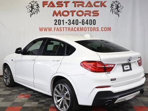 2016 BMW X4 M40i