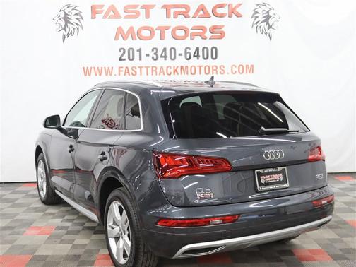 2018 Audi Q5 2.0T Premium Plus