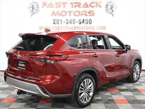 2020 Toyota Highlander Platinum