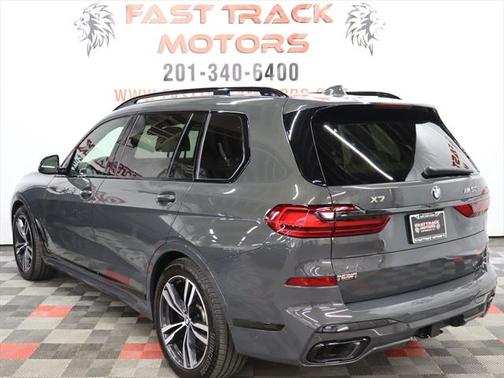2021 BMW X7 M50i