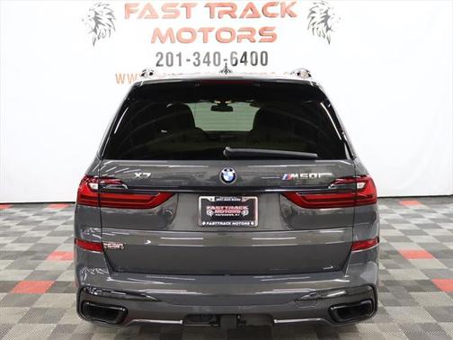 2021 BMW X7 M50i