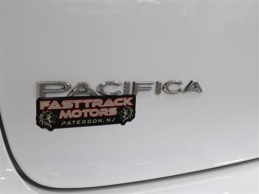 2019 Chrysler Pacifica Touring-L Plus