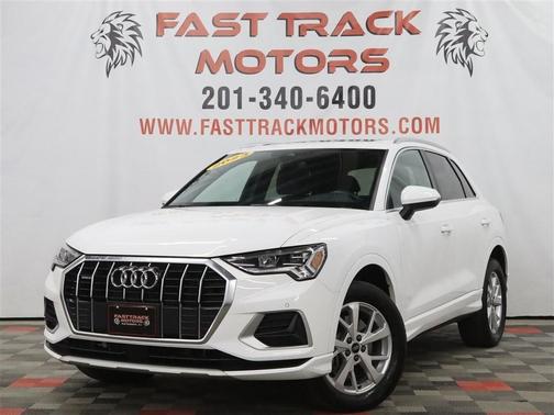 WHITE 2023 Audi Q3 Premium 40 TFSI quattro Tiptronic