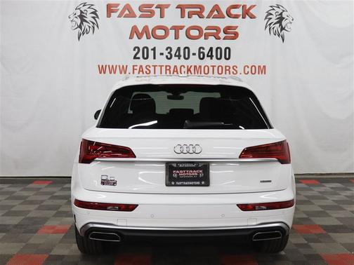 2024 Audi Q5 45 S line Premium Plus