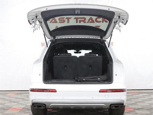 WHITE 2018 Audi Q7 3.0T Premium Plus