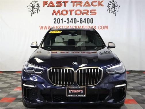 2022 BMW X5 M50i