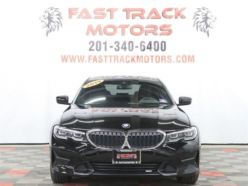 BLACK 2019 BMW 330 xDrive