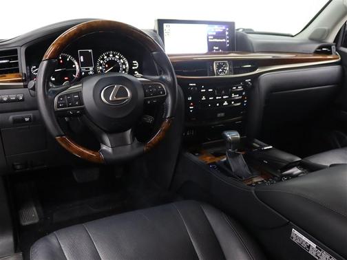 2017 Lexus LX 570 Base