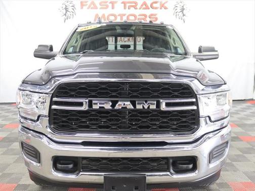 2019 RAM 2500 Tradesman Crew Cab 4x4 8' Box
