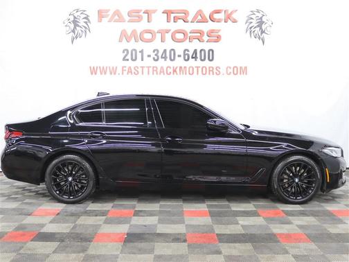 2022 BMW 530 i xDrive