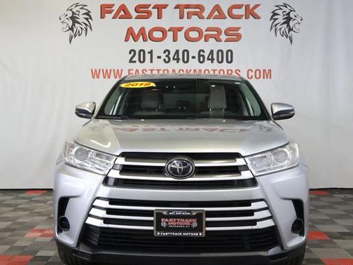 2018 Toyota Highlander LE