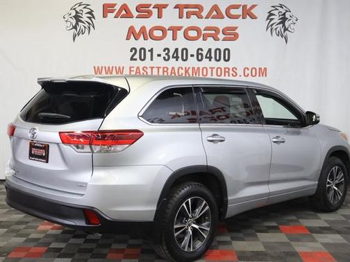 2018 Toyota Highlander LE