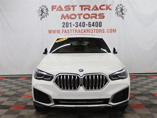 2023 BMW X6 xDrive40i