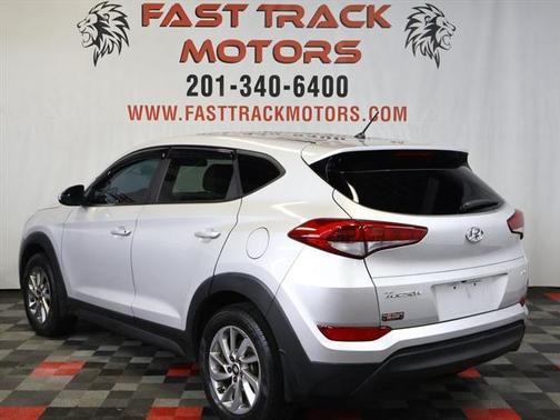 2018 Hyundai TUCSON SE