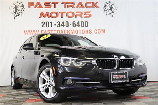 Photo 3 of 47 of 2017 BMW 330 i xDrive