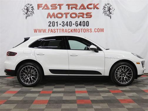 2017 Porsche Macan S