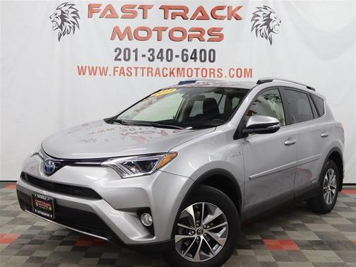 2017 Toyota RAV4 Hybrid XLE