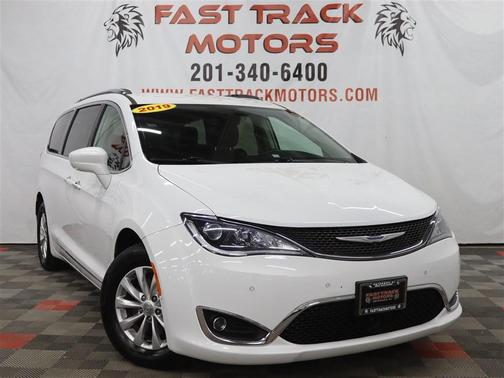 2019 Chrysler Pacifica Touring L