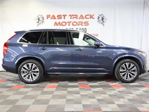 2020 Volvo XC90 T5 Momentum