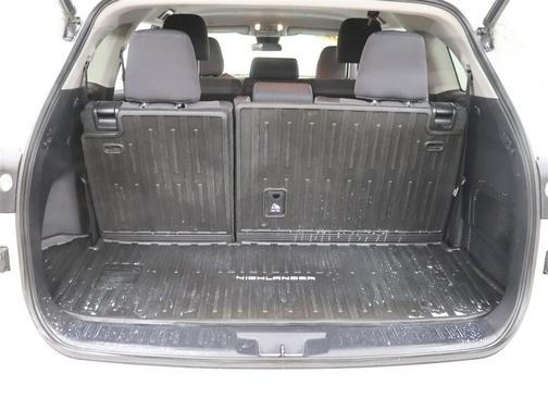 2020 Toyota Highlander L