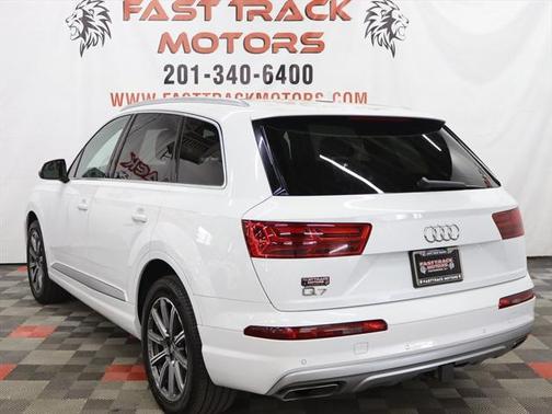 2019 Audi Q7 45 Premium Plus