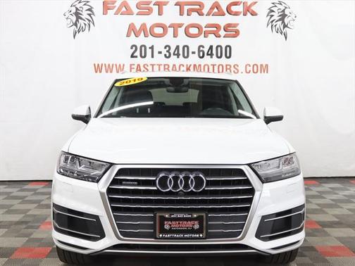 2019 Audi Q7 45 Premium Plus