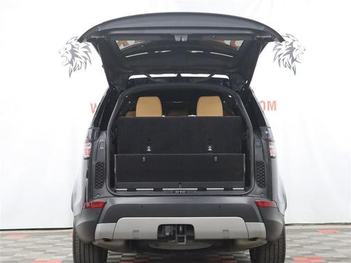 BLUE 2020 Land Rover Discovery HSE