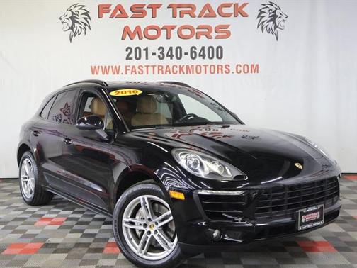 2016 Porsche Macan S
