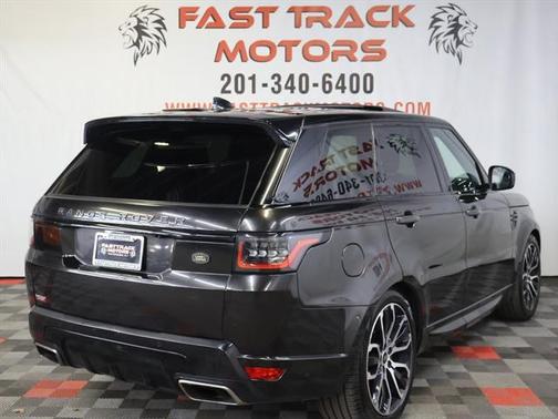 2022 Land Rover Range Rover Sport HSE Silver Edition