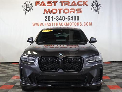 2023 BMW X4 xDrive30i