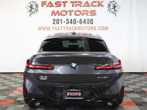 2023 BMW X4 xDrive30i