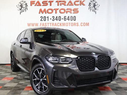 2023 BMW X4 xDrive30i