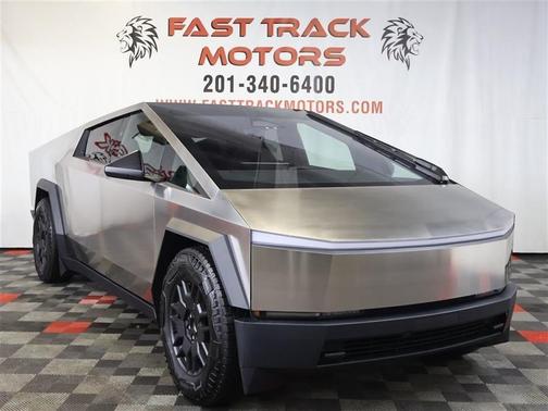 2024 Tesla Cybertruck Cyberbeast