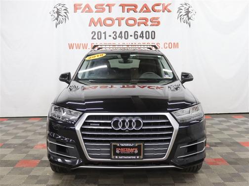 2019 Audi Q7 55 Premium Plus