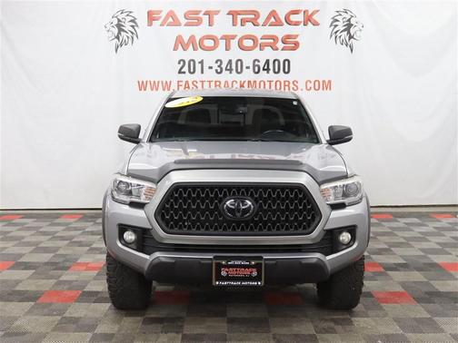 2018 Toyota Tacoma DOUBLE CAB