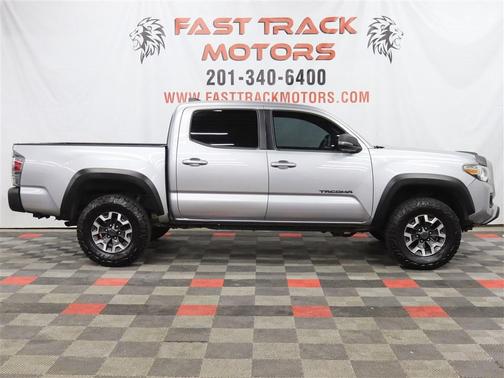 2018 Toyota Tacoma DOUBLE CAB