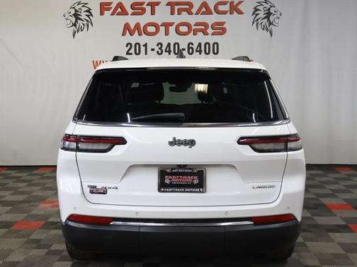 2022 Jeep Grand Cherokee L Laredo