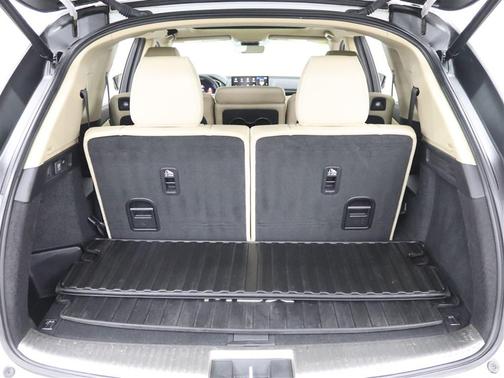 2022 Acura MDX Advance Package