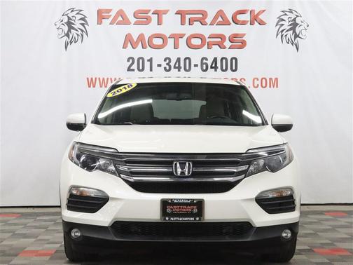 WHITE 2018 Honda Pilot EX-L