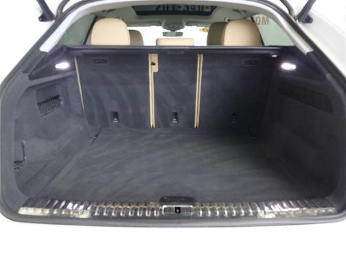 2020 Audi Q8 55 Premium Plus