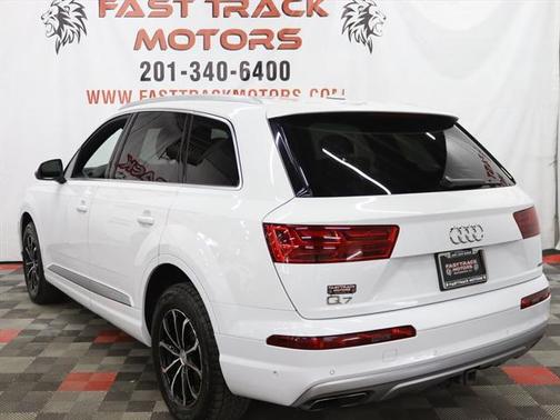 2019 Audi Q7 55 Premium Plus