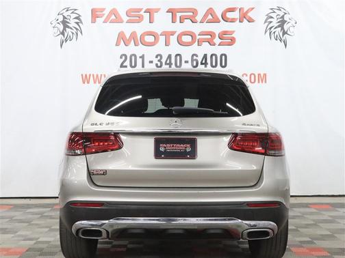 GOLD 2020 Mercedes-Benz GLC 300 4MATIC