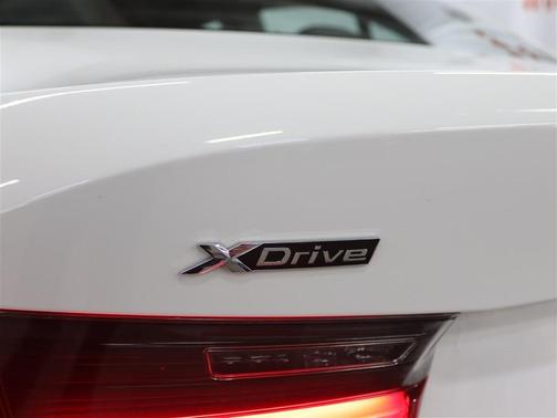 2019 BMW 330 xDrive