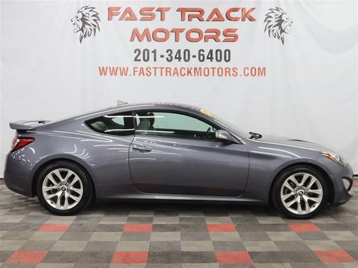 2016 Hyundai Genesis Coupe 3.8 Base