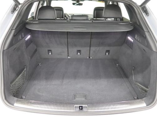 2019 Audi SQ5 3.0T Premium Plus