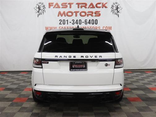 2017 Land Rover Range Rover Sport 5.0L Supercharged SVR